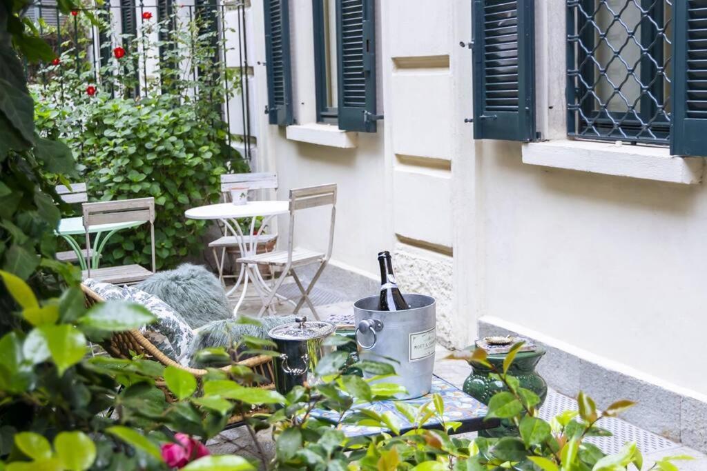 Luxury Bohemian Suite With Private Garden In Mailand Exterior foto